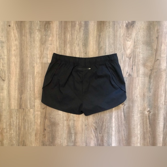 NWT The North Face Black Shorts - Picture 5 of 10